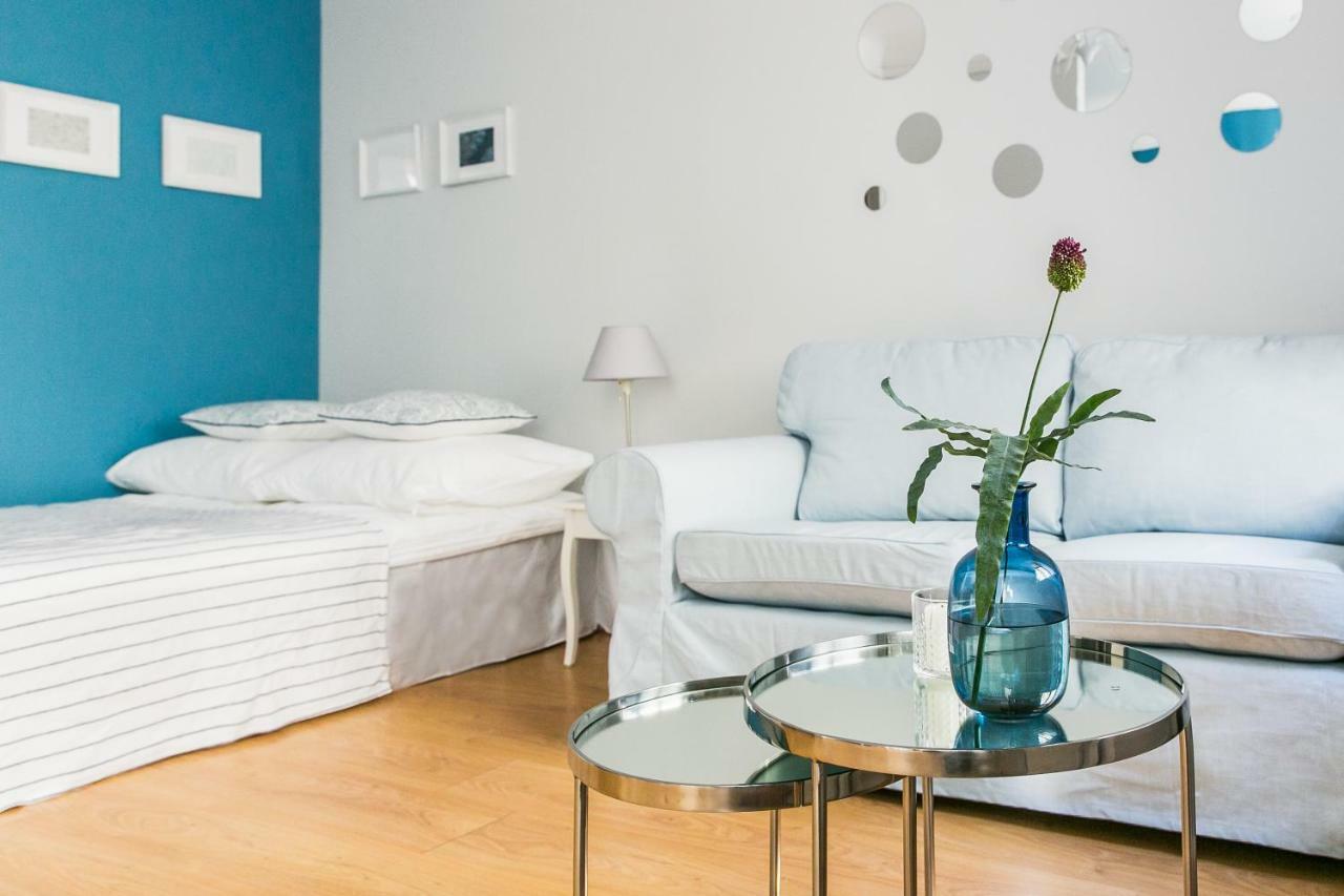 Апартаменти Apartament Rozbrat Варшава Екстер'єр фото